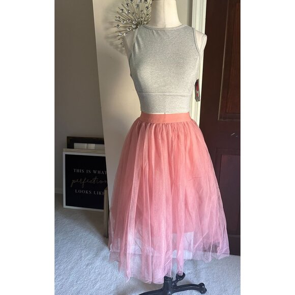 Haute Monde pink midi tulle skirt and NWT Joy Lab cropped sports top SMALL - Picture 1 of 6